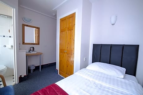 En-suite Single Room