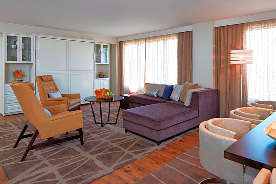 The Worthington Renaissance Fort Worth Hotel