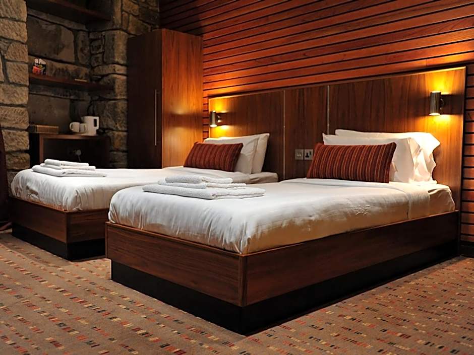 The Commercial Hotel