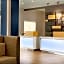 Holiday Inn Express & Suites - McAllen - Medical Center Area By IHG