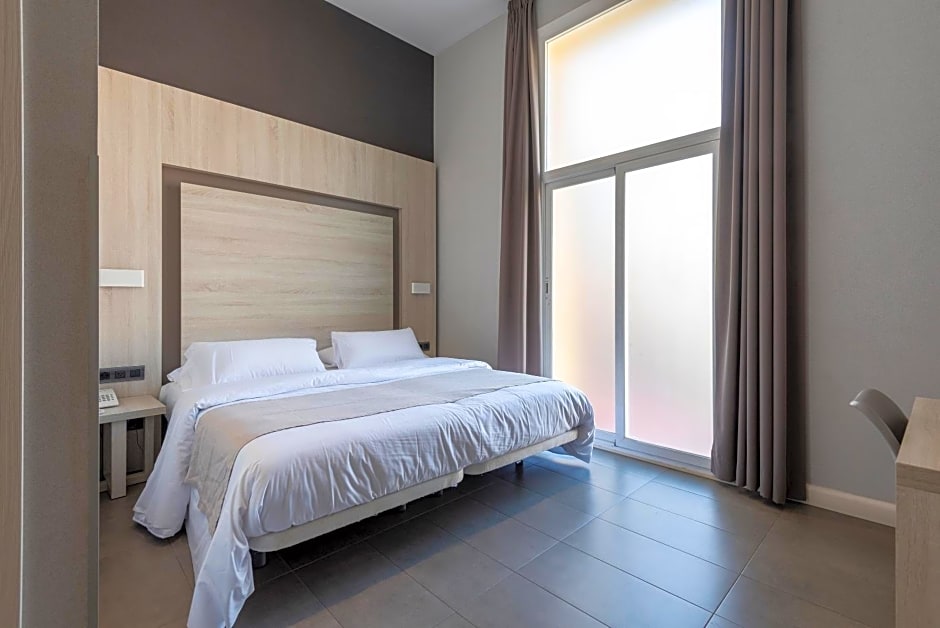 Plaza Goya Rooms