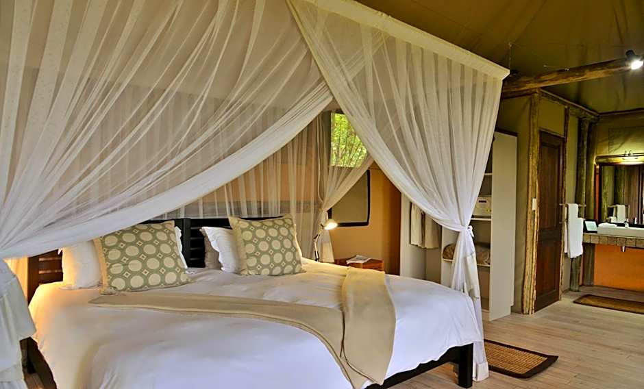 Ghoha Hills Savuti Lodge