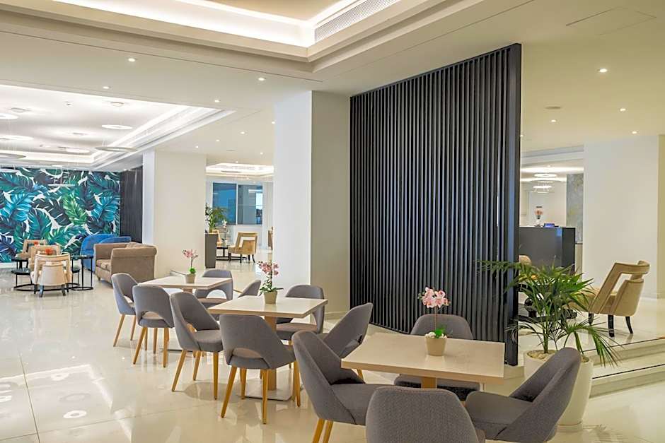 Tsokkos Protaras Beach Hotel