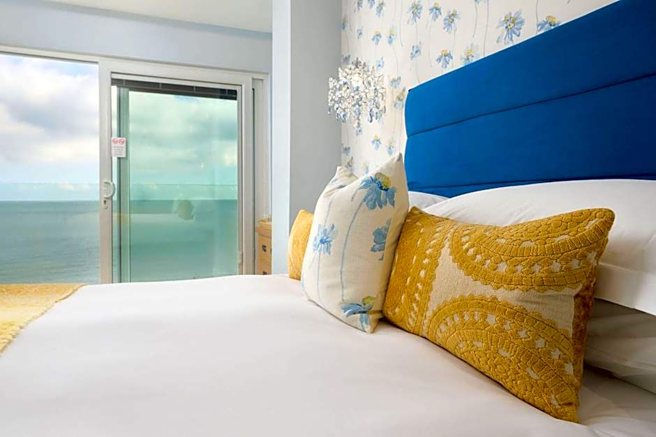 Channel View Boutique Hotel - Adults Only