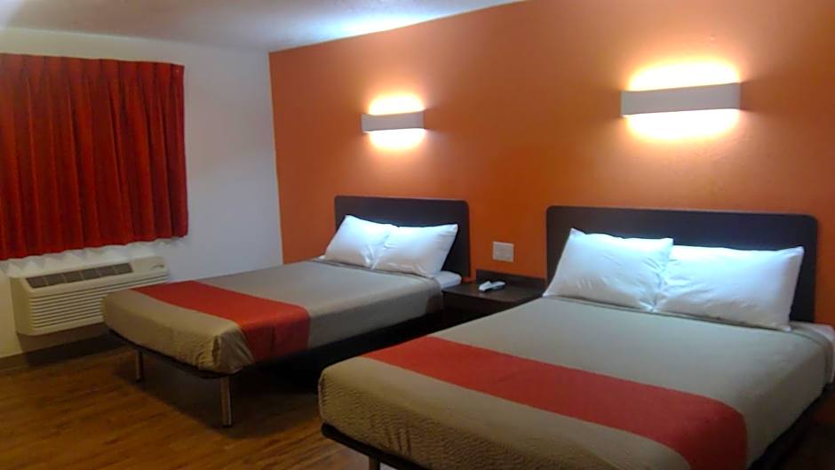Motel 6-Clovis, NM