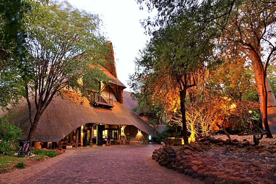 Victoria Falls Safari Lodge