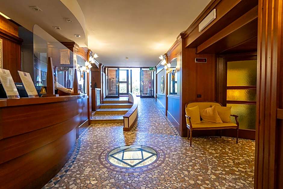 Hotel Santa Lucia
