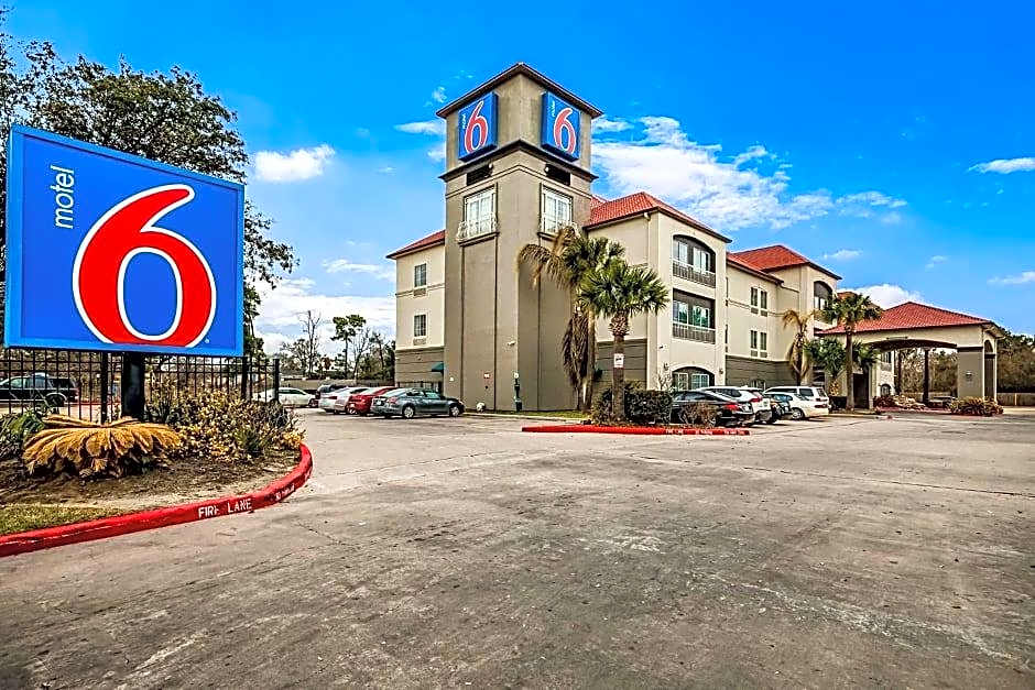Motel 6 Houston, TX - Spring