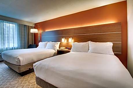 Standard Room with Two Queen Beds