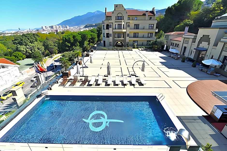 Hotel Celik Palace Convention Center Thermal Spa