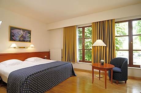 Superior Double or Twin Room with Canal View