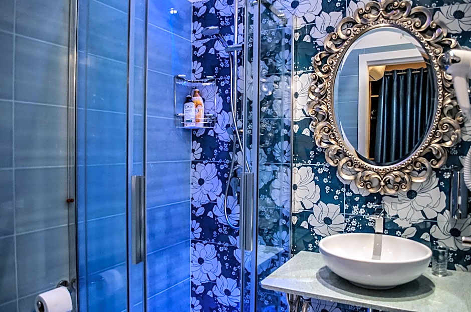 Impero Vaticano Suites Guest House