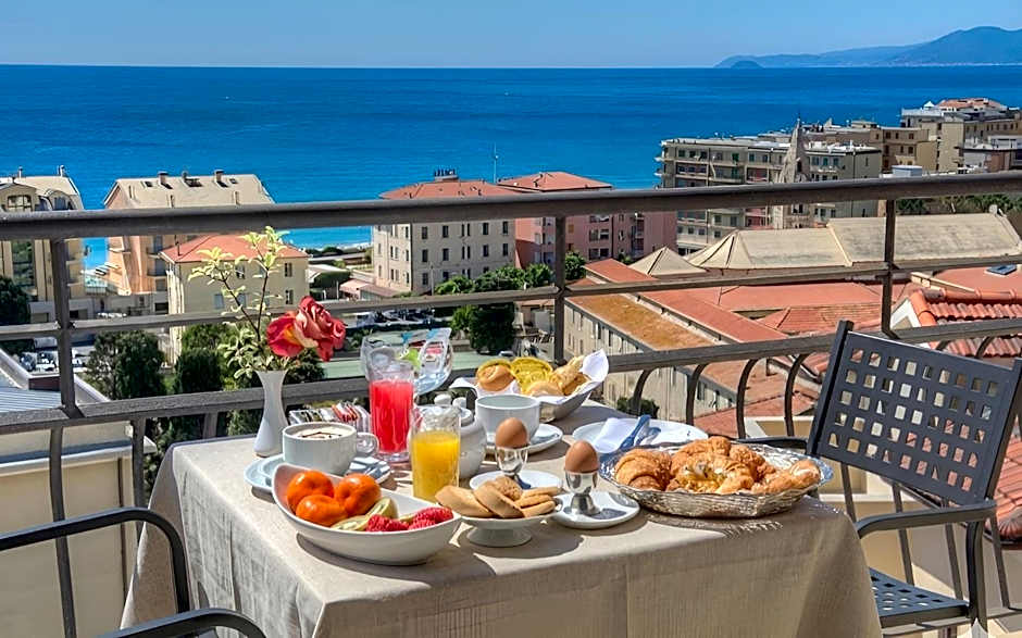 Hotel Noris