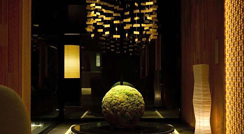RIHGA Place Kyoto Shijokarasuma
