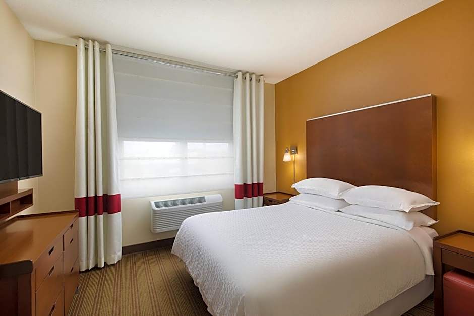Four Points By Sheraton Portland East