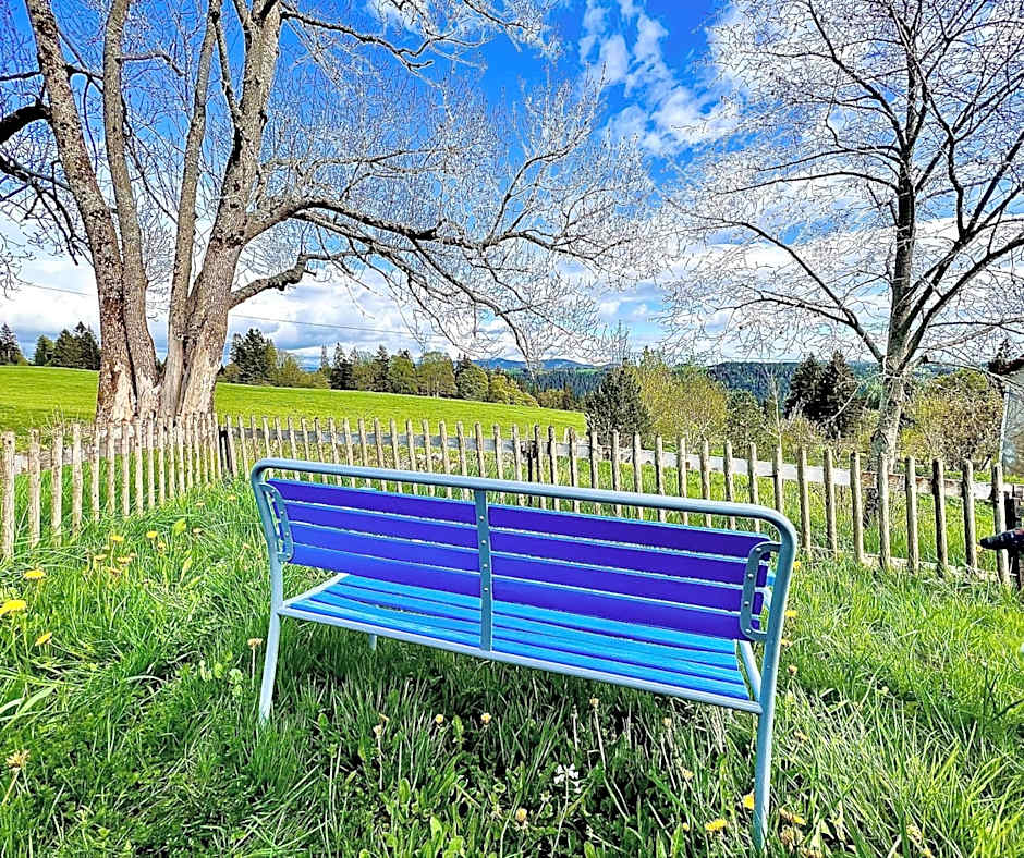 Hôtel Restaurant Les Cernets Swiss-Lodge SSH