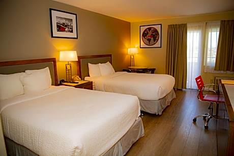 Double Room with Two Double Beds - Non-Smoking