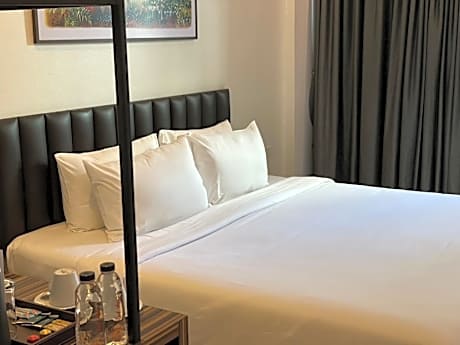 Standard Double No View - Low Floor