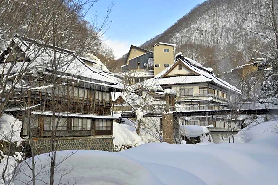 Takaragawa Onsen Osenkaku