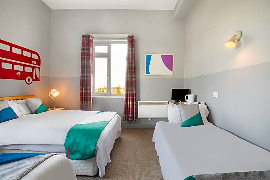 OYO The Green Man Pub and Hotel