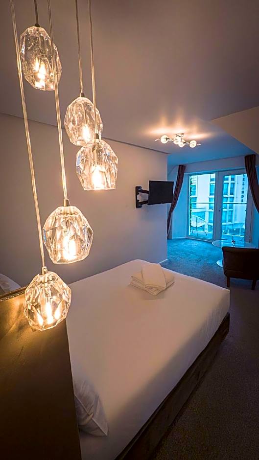 Newquay Beach Hotel by Sunday