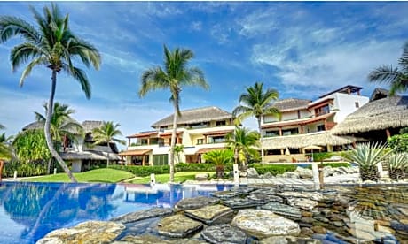 Las Palmas Luxury Villas