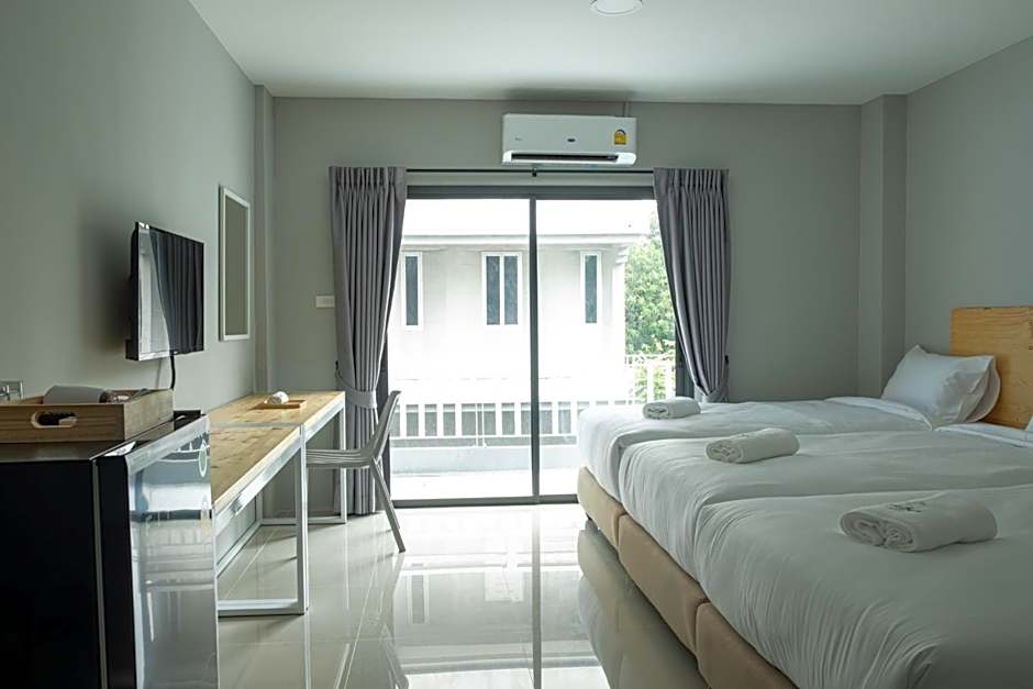 Fine Bed Hotel