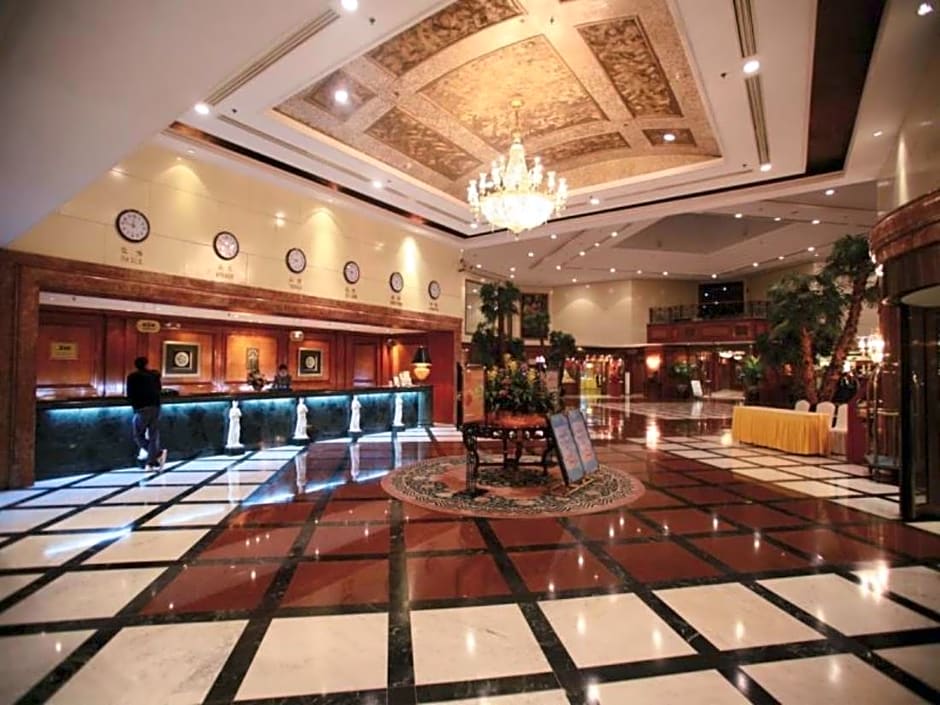 Qingdao Huiquan Dynasty Hotel