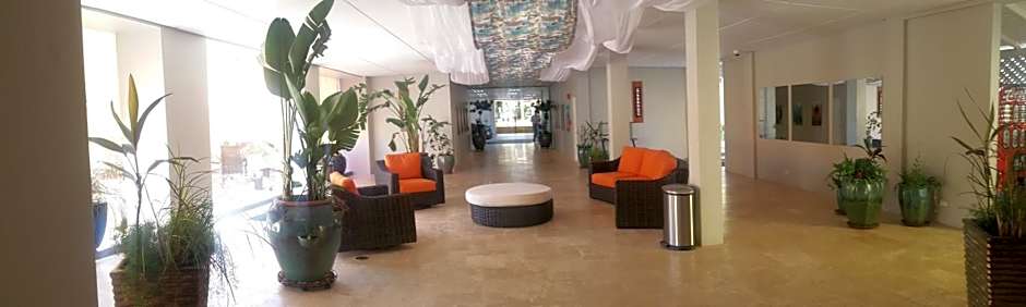 Caravelle Hotel