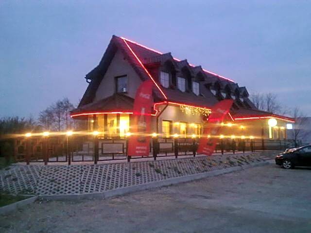 Pokoje Gościnne z łazienkami przy Wrocławiu, darmowy parking