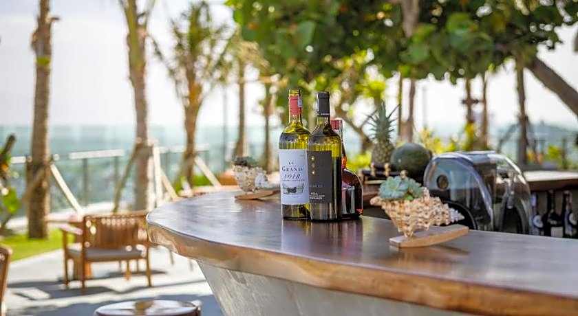 Sala Grand TuyHoa Hotel