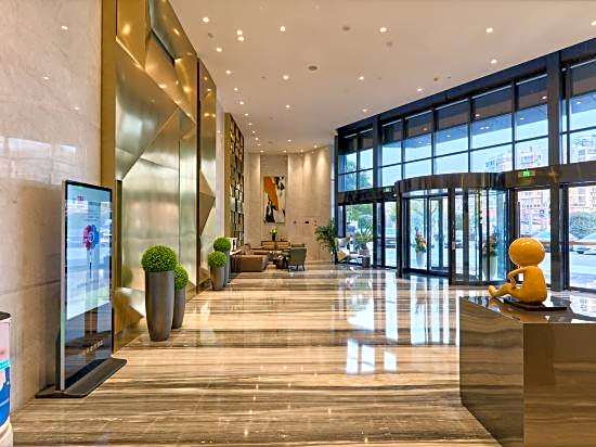 Ningbo Bochen Man Yue Hotel