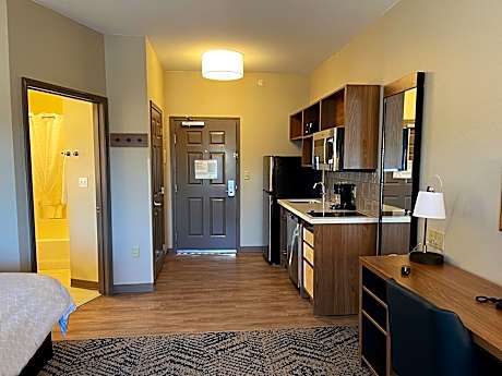 2 Double Studio Suite Kitchen