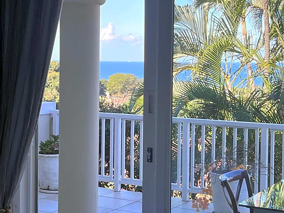 Seaview Manor Exquisite Bed & Breakfast