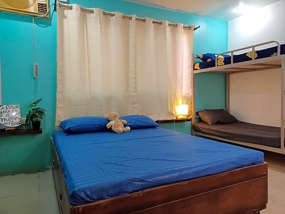 Cebu City Unit2 Spacious 2BR near SM Seaside NuStar Ocean Park Dynamic Herb Anjo