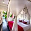 Pinkcoco Bali Hotel - Adults Only