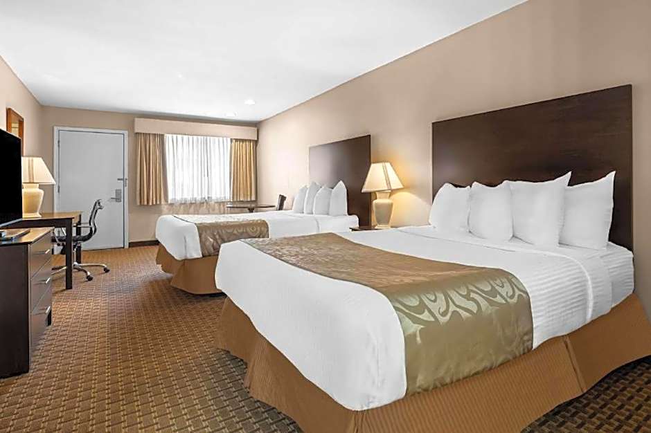 Best Western Forest Inn