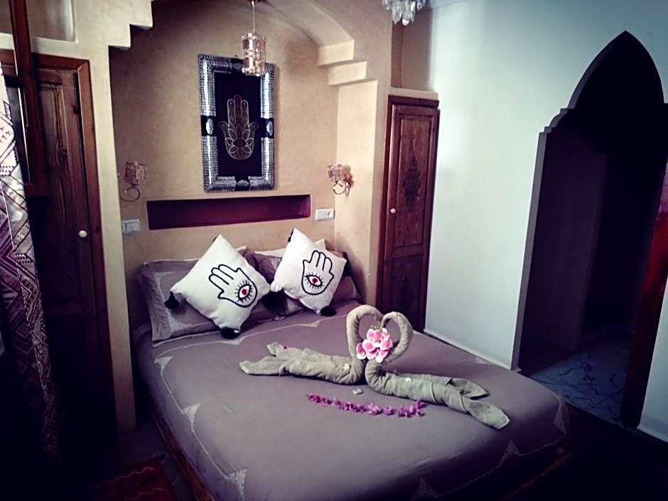 RIAD & SPA SOUS LE SOLEIL Chez Jérôme et Pamela CH Marrakchi