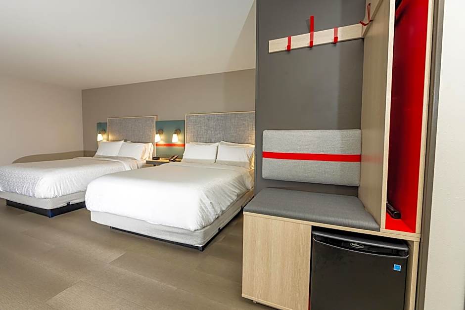 Photo 1 of 11 of 2 Beds, Hearing Accessible
