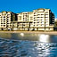 Oaks Glenelg Plaza Pier Suites