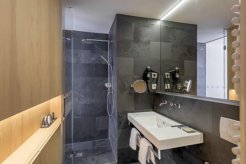 Alpenhotel Krone