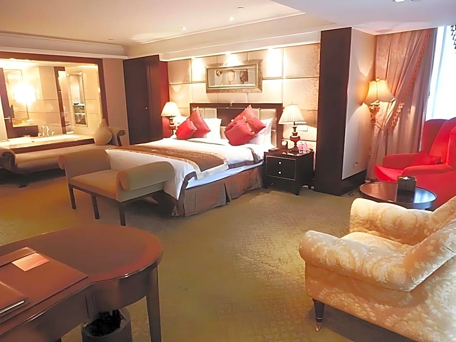 Royal Mediterranean Hotel