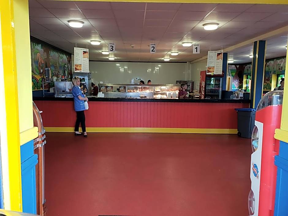 Holiday Home in Lyons Robin Hood Holiday Park