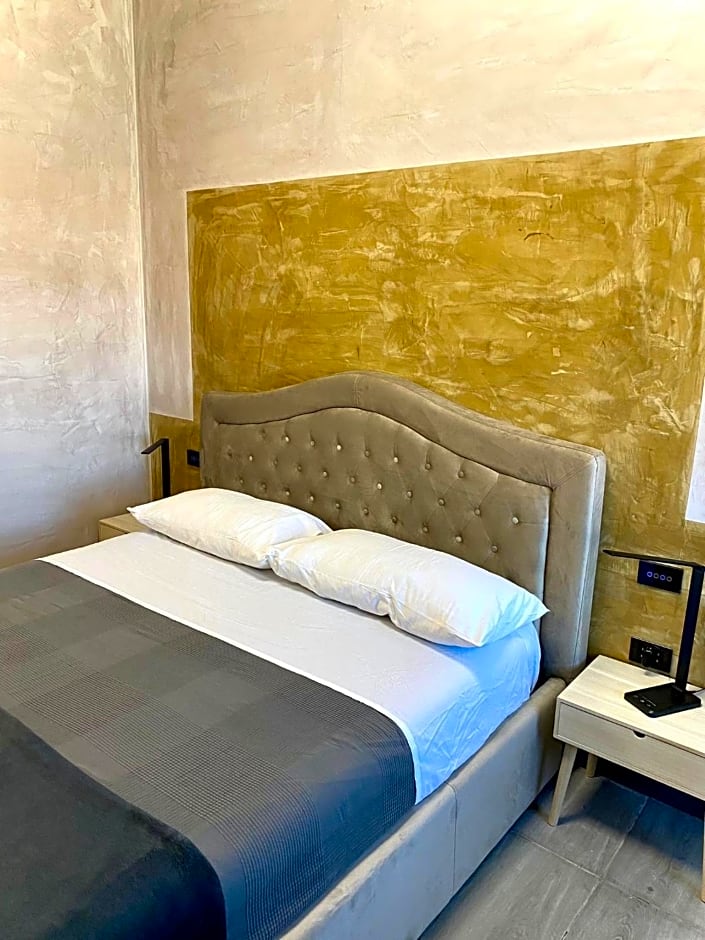 HOTEL TECH