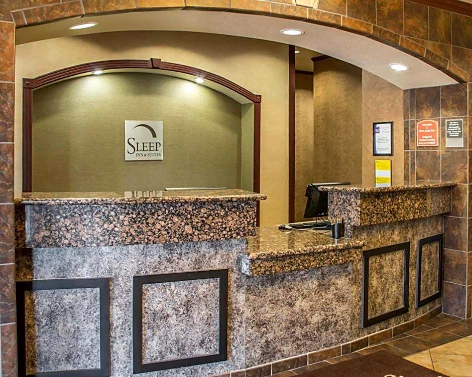 Sleep Inn & Suites at Six Flags