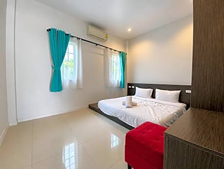 3 Bedrooms Garden Pool Villa