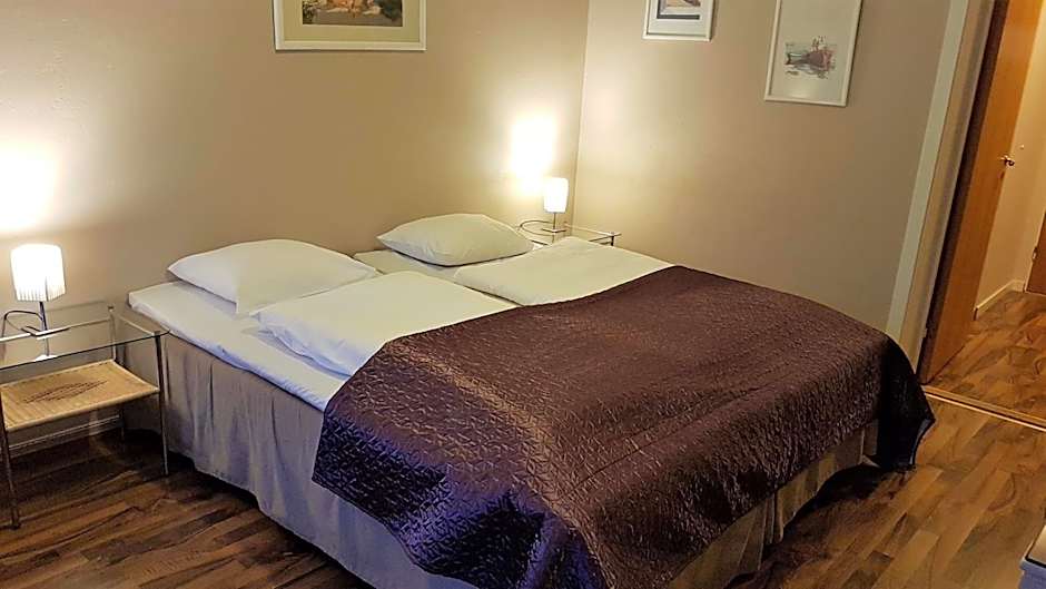 Photo 1 of 8 of Double Room