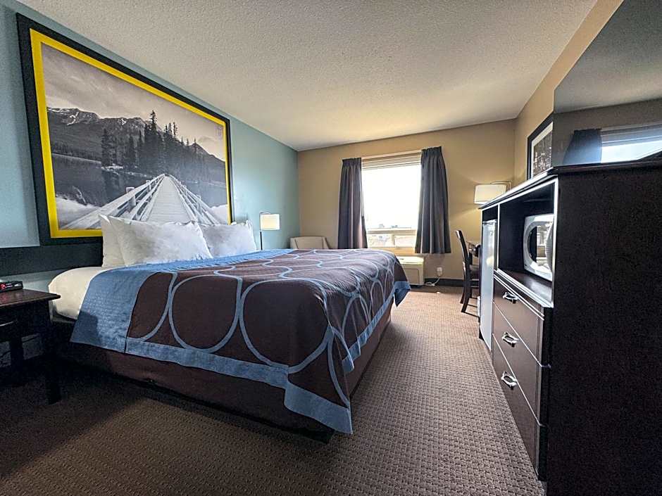 Super 8 by Wyndham Edmonton South