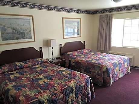 Queen Room with Two Queen Beds