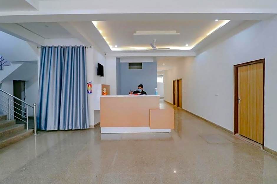 Hotel Soho by OYO Rooms – Noida, DC